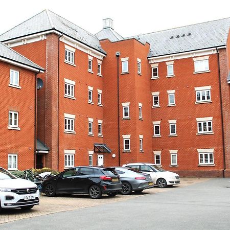 Lovely Modern Apartment Close To Town Centre Lexden المظهر الخارجي الصورة