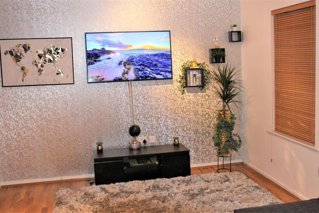 Lovely Modern Apartment Close To Town Centre Lexden المظهر الخارجي الصورة