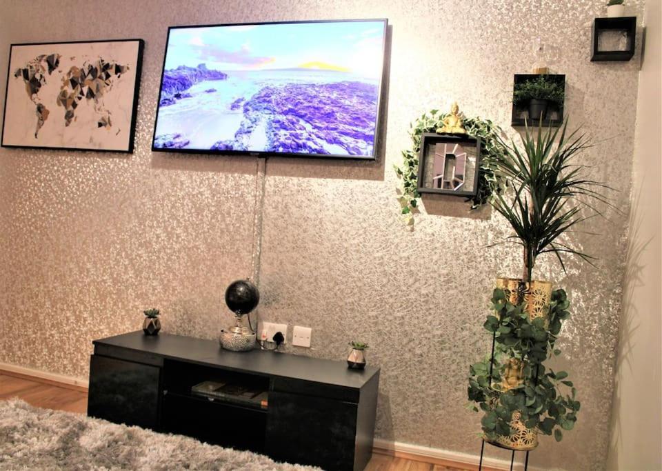Lovely Modern Apartment Close To Town Centre Lexden المظهر الخارجي الصورة