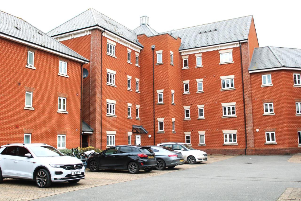 Lovely Modern Apartment Close To Town Centre Lexden المظهر الخارجي الصورة